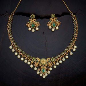 Short Necklace